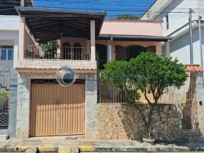 Casa com 4 quartos em Vila Nova, SÃO LOURENÇO - 217.21m²
