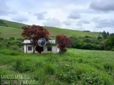 Sítio com 2 quartos em Pouso Alto, POUSO ALTO - 500m²