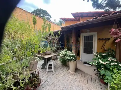 Casa com 3 quartos em Vale dos Pinheiros, SÃO LOURENÇO - 280m²