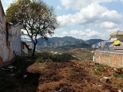 Lote / Terreno com 0 quartos em Jardim Paraíso, São Lourenço - 250m²