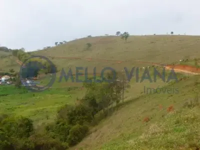 Fazenda com 0 quartos em Zona Rural, Pouso Alto - 73m²