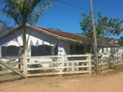 Chácara com 2 quartos em Zona Rural, Dom Viçoso - 1200m²