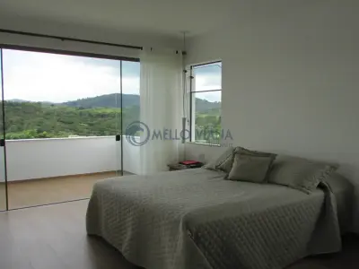 Casa com 4 quartos em Condomínio Fechado, São Lourenço - 360m²