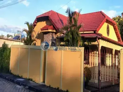 Casa com 3 quartos em Centro, Carmo de Minas - 227m²