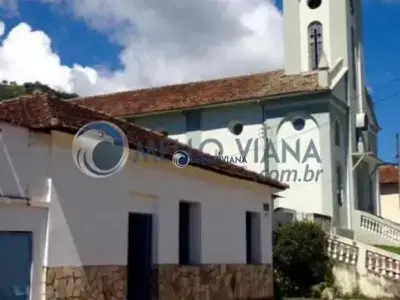 Casa com 3 quartos em Centro, Dom Viçoso - 180m²