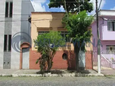 Casa com 3 quartos em Centro, São Lourenço - 150m²