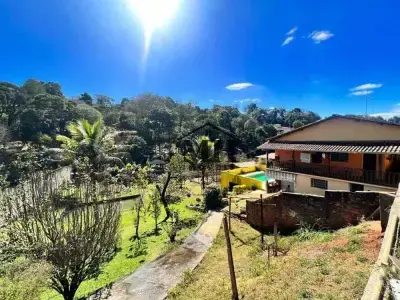 Casa com 6 quartos em Jardim Encantado
