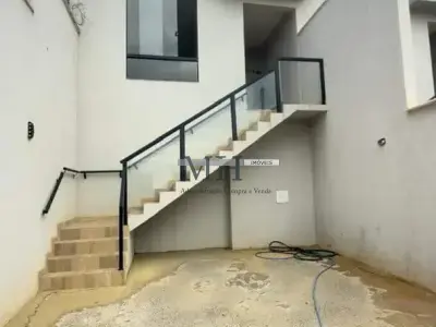 Casa com 3 quartos em Jardim Encantado