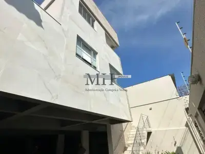 Cobertura com 3 quartos em Santa Mônica