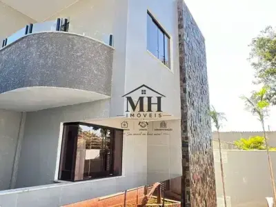 Área Privativa com 3 quartos em Santa Mônica