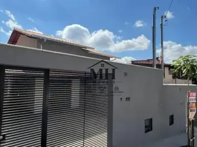 Casa com 3 quartos em Jardim Leblon