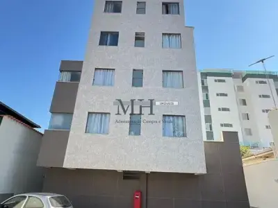 Área Privativa com 2 quartos em Planalto