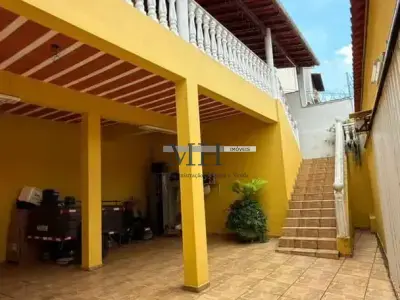 Casa com 3 quartos em São João Batista (Venda Nova)
