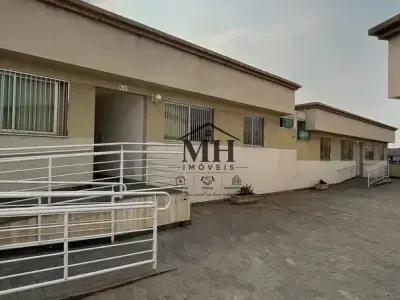 Área Privativa com 2 quartos em Santa Amélia