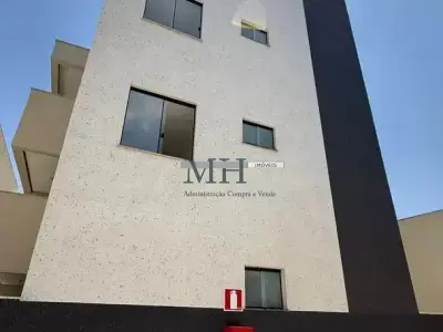 Apartamento com 2 quartos em Copacabana