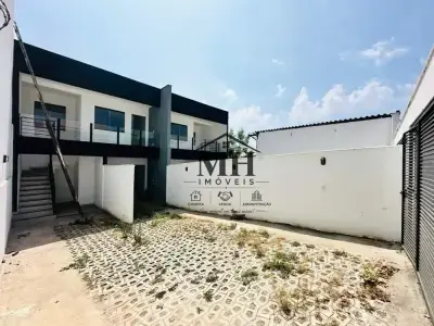 Casa Geminada com 3 quartos em Nacional