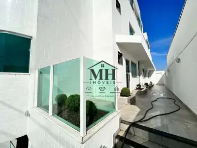 Área Privativa com 3 quartos em Vila Cloris