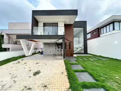 Casa de Condomínio com 4 quartos em Gran Park