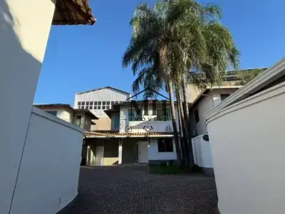 Casa com 3 quartos em Santa Amélia