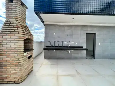 Cobertura com 4 quartos em Itapoã
