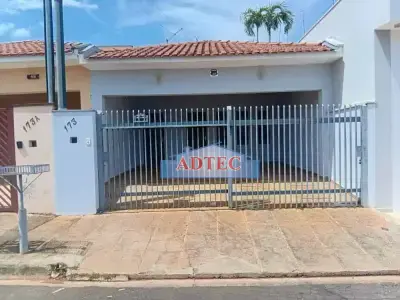 Casa com 3 quartos em Flamboyant