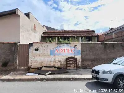 Casa com 1 quartos em Jardim Colina