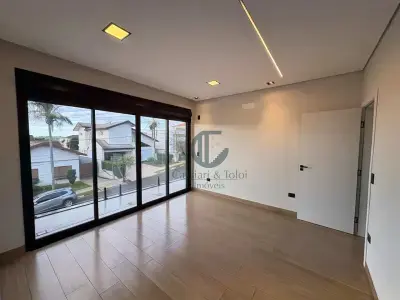 Casa com 3 quartos em Portal dos Pássaros I
