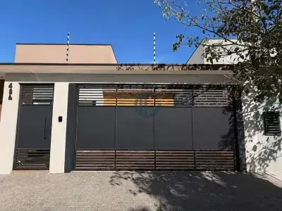 Casa com 3 quartos em Portal Ville Jardins