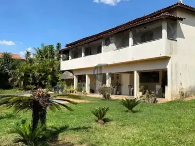 Chácara com 4 quartos em Fazenda Castelo