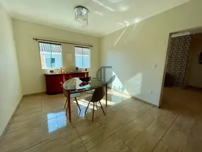 Casa de Condomínio com 3 quartos em Portal dos Pássaros I