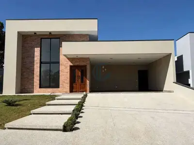 Casa de Condomínio com 3 quartos em Portal das Estrelas III