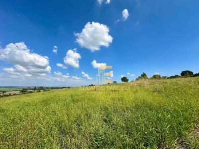 Sítio com 0 quartos em Rural
