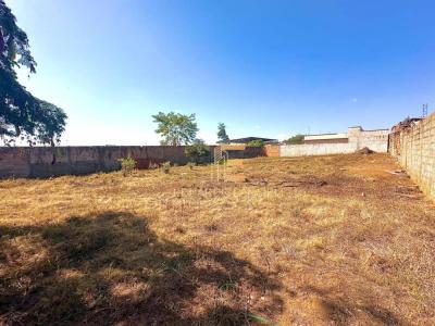 Lote / Terreno com 0 quartos em Jardim Aeroporto