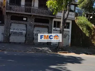 Casa com 11 quartos em Ermelinda