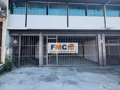 Imóveis em Santa Cruz