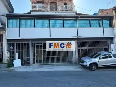 Imóveis em Santa Cruz