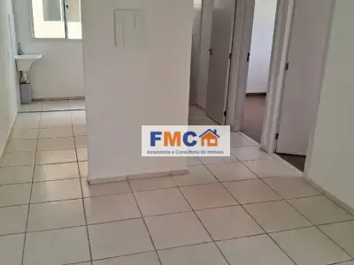 Apartamento com 2 quartos em Vila Cristina