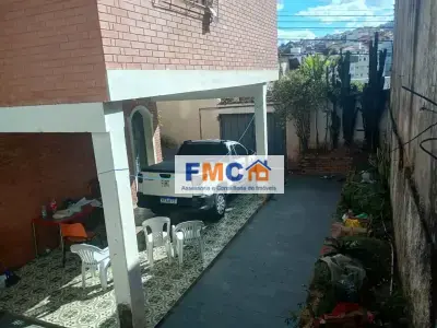 Casa com 4 quartos em Nova Floresta