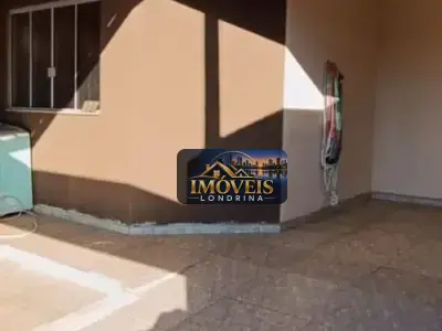Casa Geminada com 2 quartos em Conjunto Habitacional Doutor José dos Santos Rocha, Cambé - 70m²