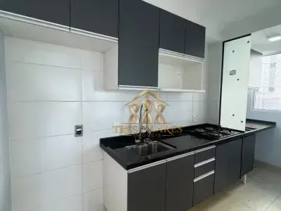 Apartamento com 2 quartos em Vila Candinha
