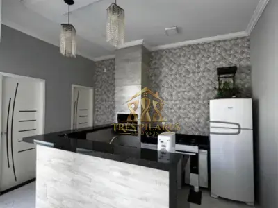 Casa com 2 quartos em Jardim Bosque dos Ipês