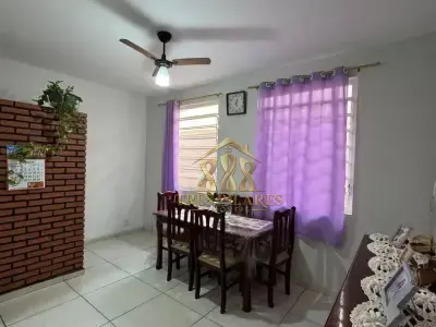 Casa com 3 quartos em Jardim Nossa Senhora de Fátima