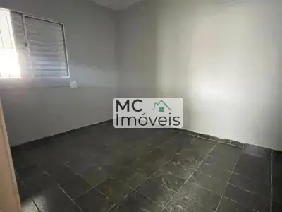 Casa com 1 quartos em Jardim Vazame