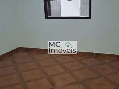 Casa com 5 quartos em Jardim Júlia