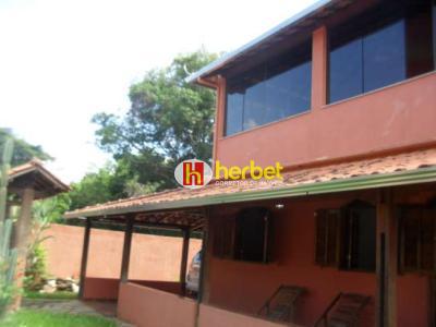Casa com 4 quartos em Santana do Riacho