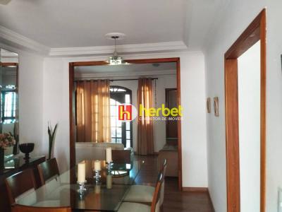 Casa com 3 quartos em Santa Maria