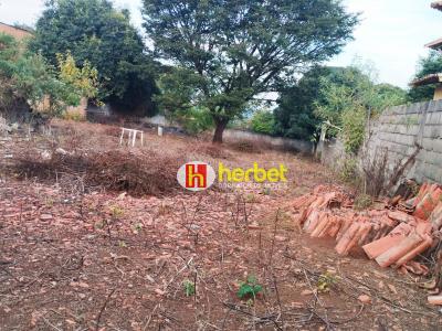 Lote / Terreno com 0 quartos em Jardim Encantado