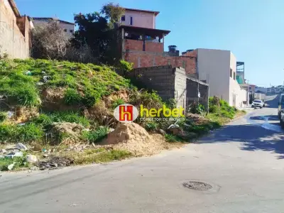 Lote / Terreno com 0 quartos em Gávea I