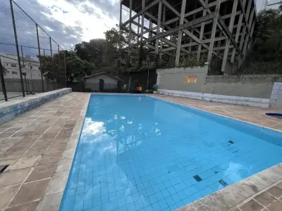 Apartamento com 3 quartos em Estoril
