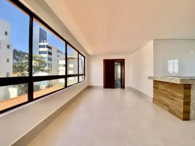 Apartamento com 2 quartos em Pampulha